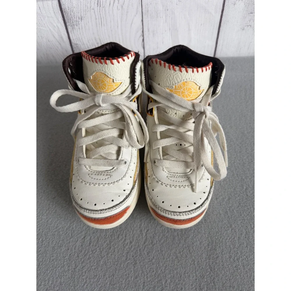 Nike Air Jordan 2 Retro Maison Chateau Rouge Kids Shoes Sail Orange 11C